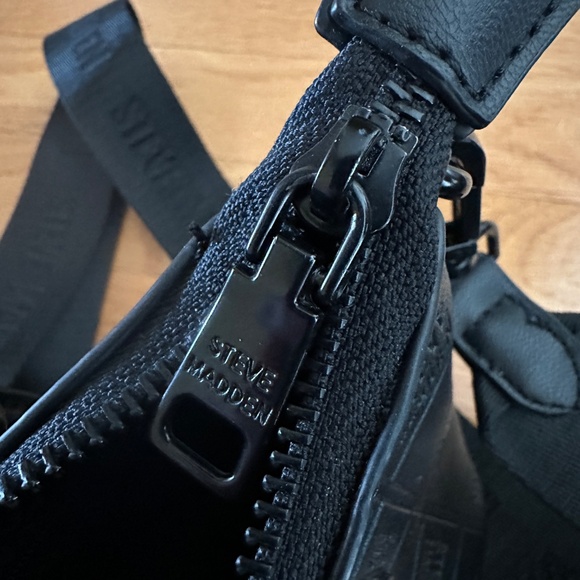 Steve Madden Black Mini Small Crossbody Bag Purse with Handles - Picture 11 of 14